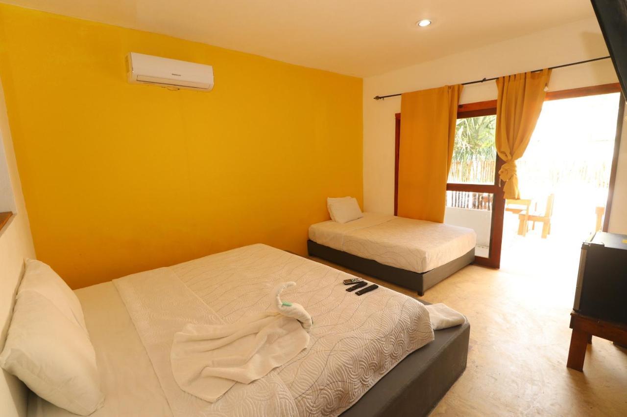 Jh Hotel Mahahual Exterior photo