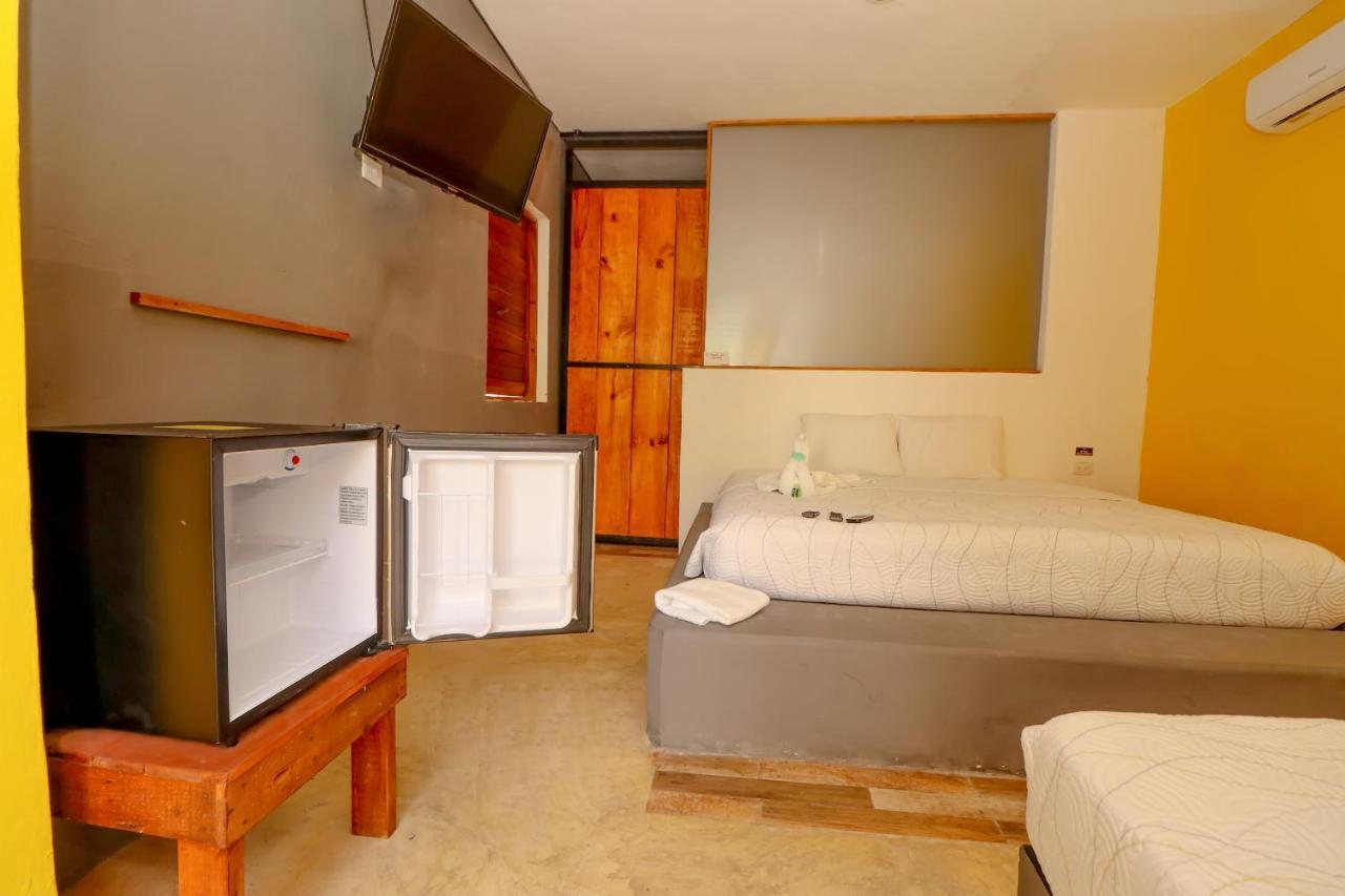 Jh Hotel Mahahual Exterior photo
